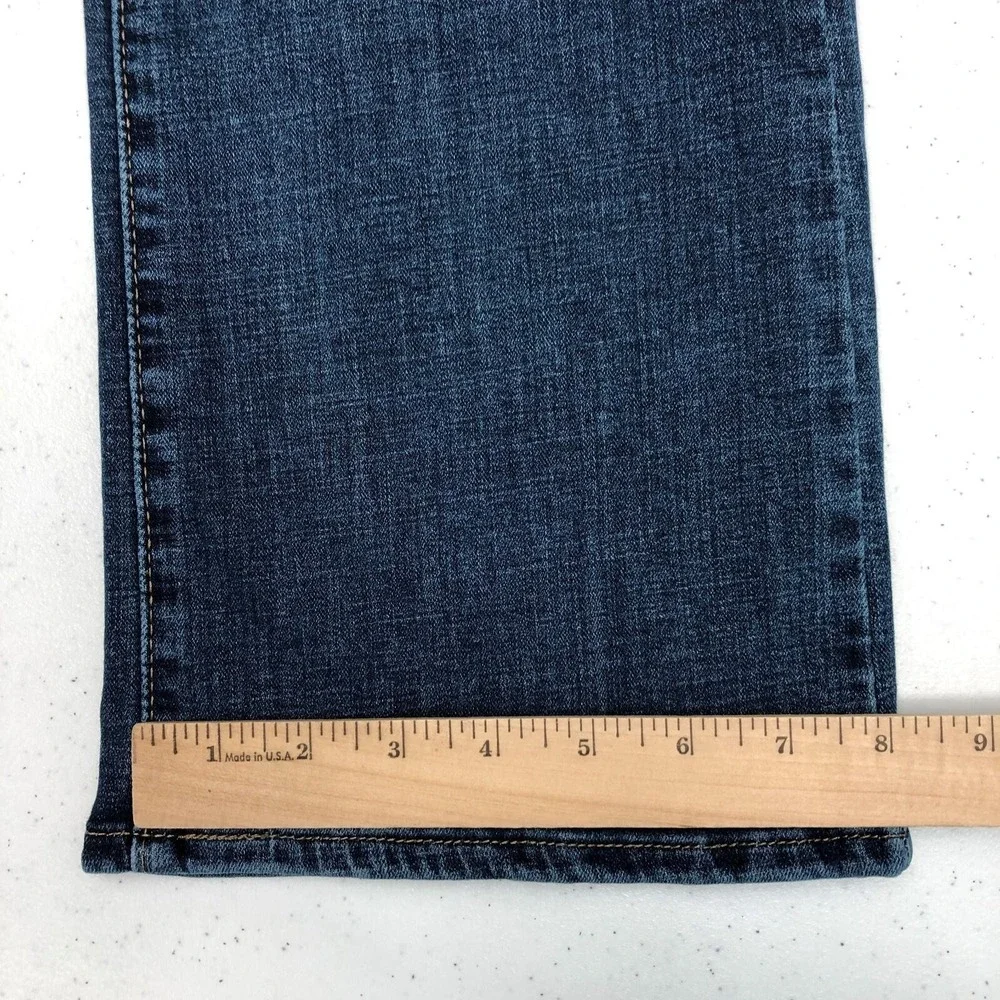 Levis Classic Bootcut Jeans Womens 14M 32x32 Blue Stretch Denim Mid Rise Casual - Picture 11 of 15